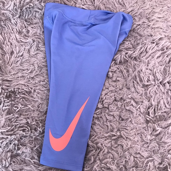 Nike Girls Dri-Fit Capri Pants - Picture 3 of 5